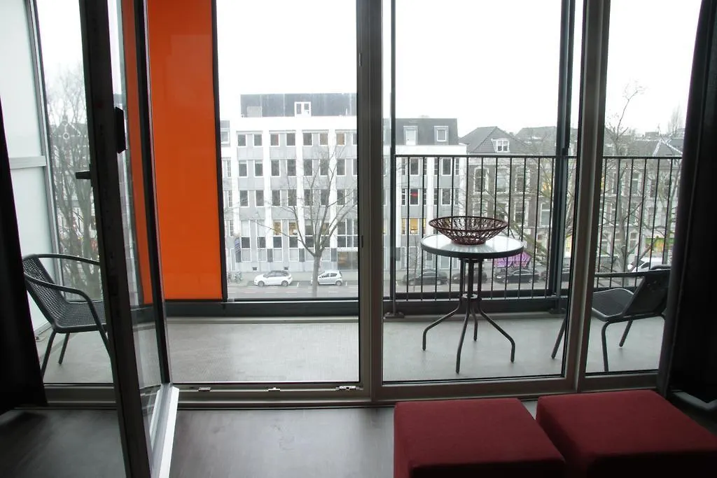 570 Calypso Centre Apartment With Private Parking *Non Smoking* Rotterdam