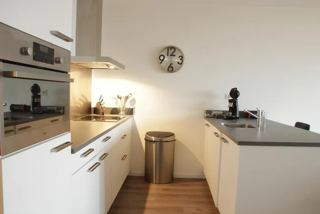 570 Calypso Centre Apartment With Private Parking *Non Smoking* Rotterdam Netherlands