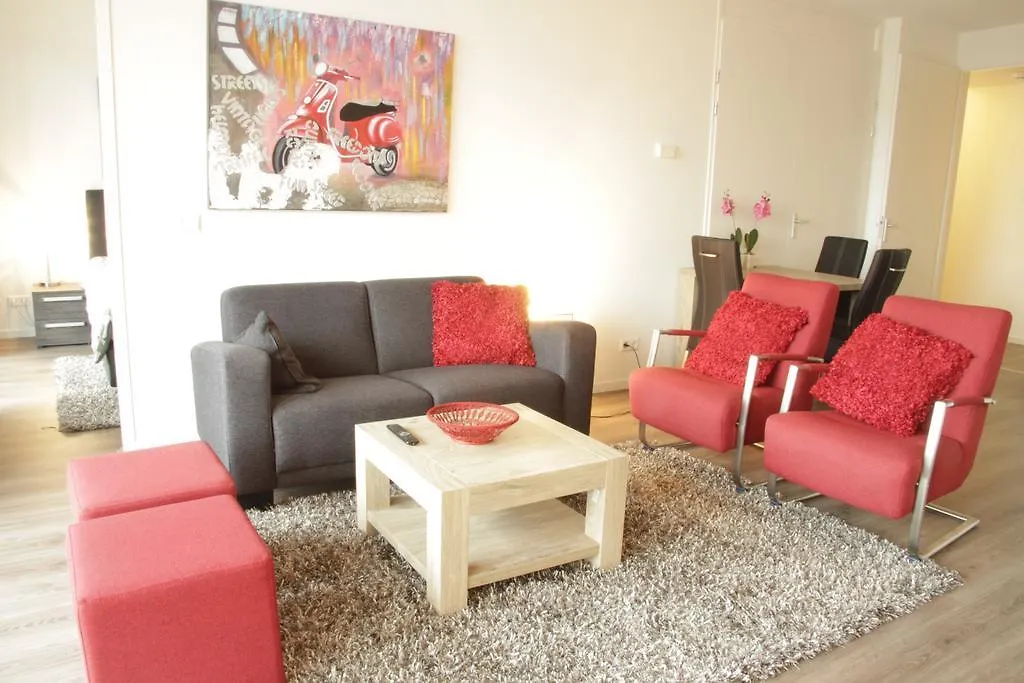 570 Calypso Centre Apartment With Private Parking *Non Smoking* contacts